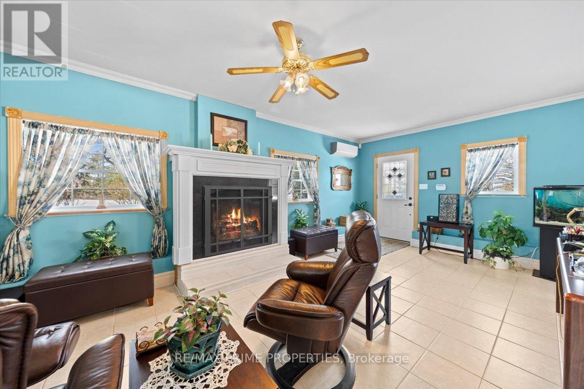 1530 ROYAL ORCHARD DRIVE - 17