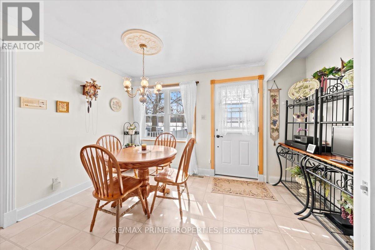 1530 ROYAL ORCHARD DRIVE - 15