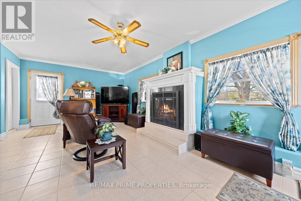 1530 ROYAL ORCHARD DRIVE - 16