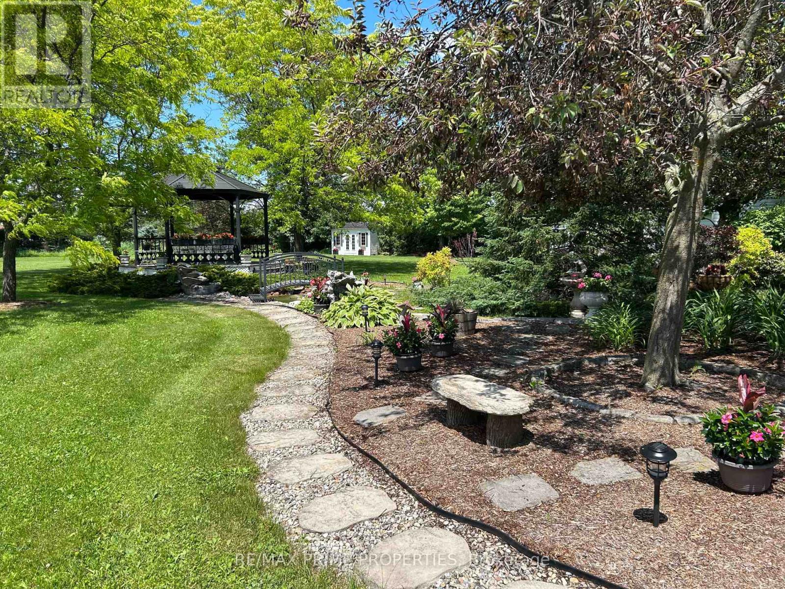 1530 ROYAL ORCHARD DRIVE - 36