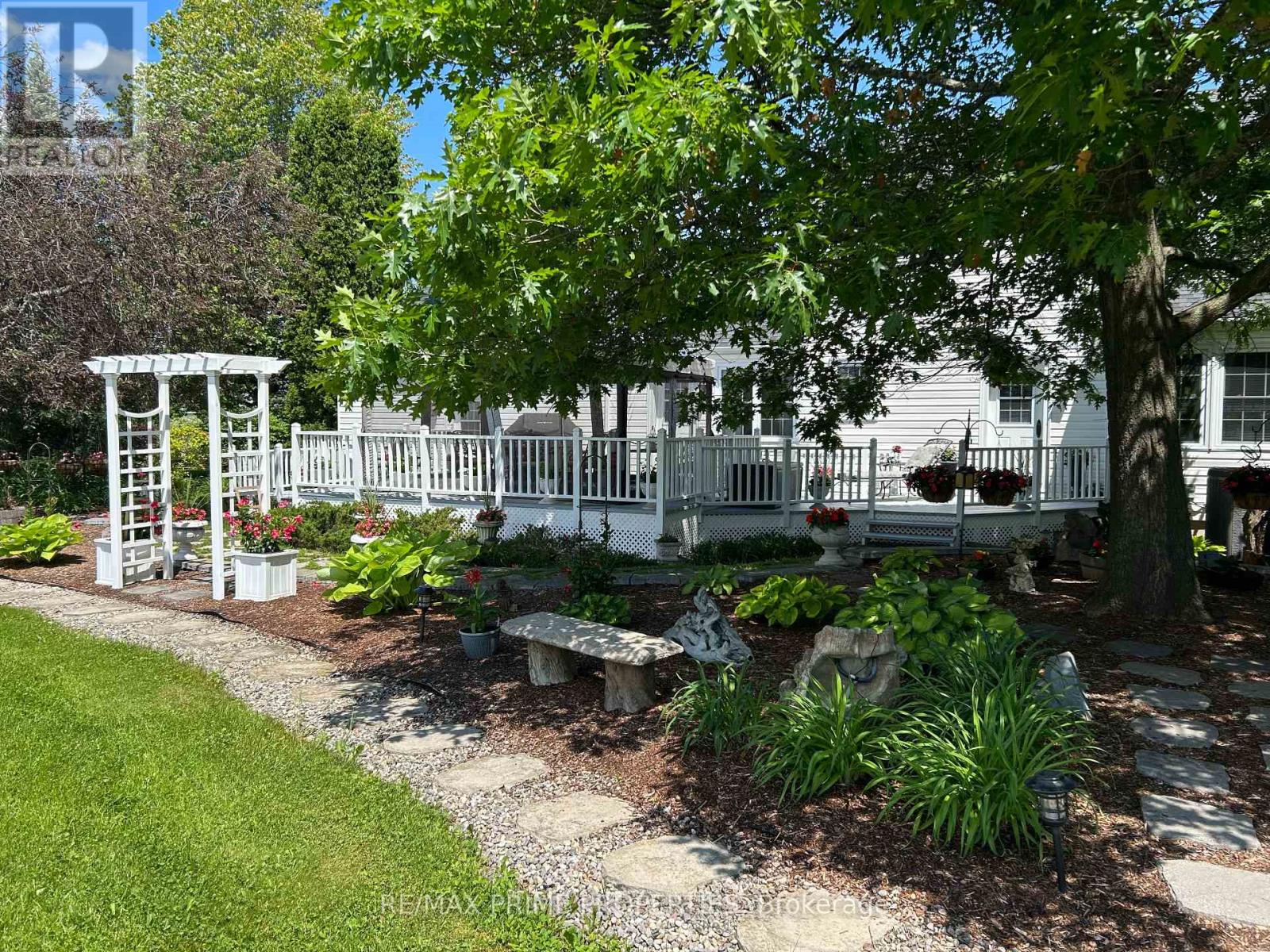 1530 ROYAL ORCHARD DRIVE - 35