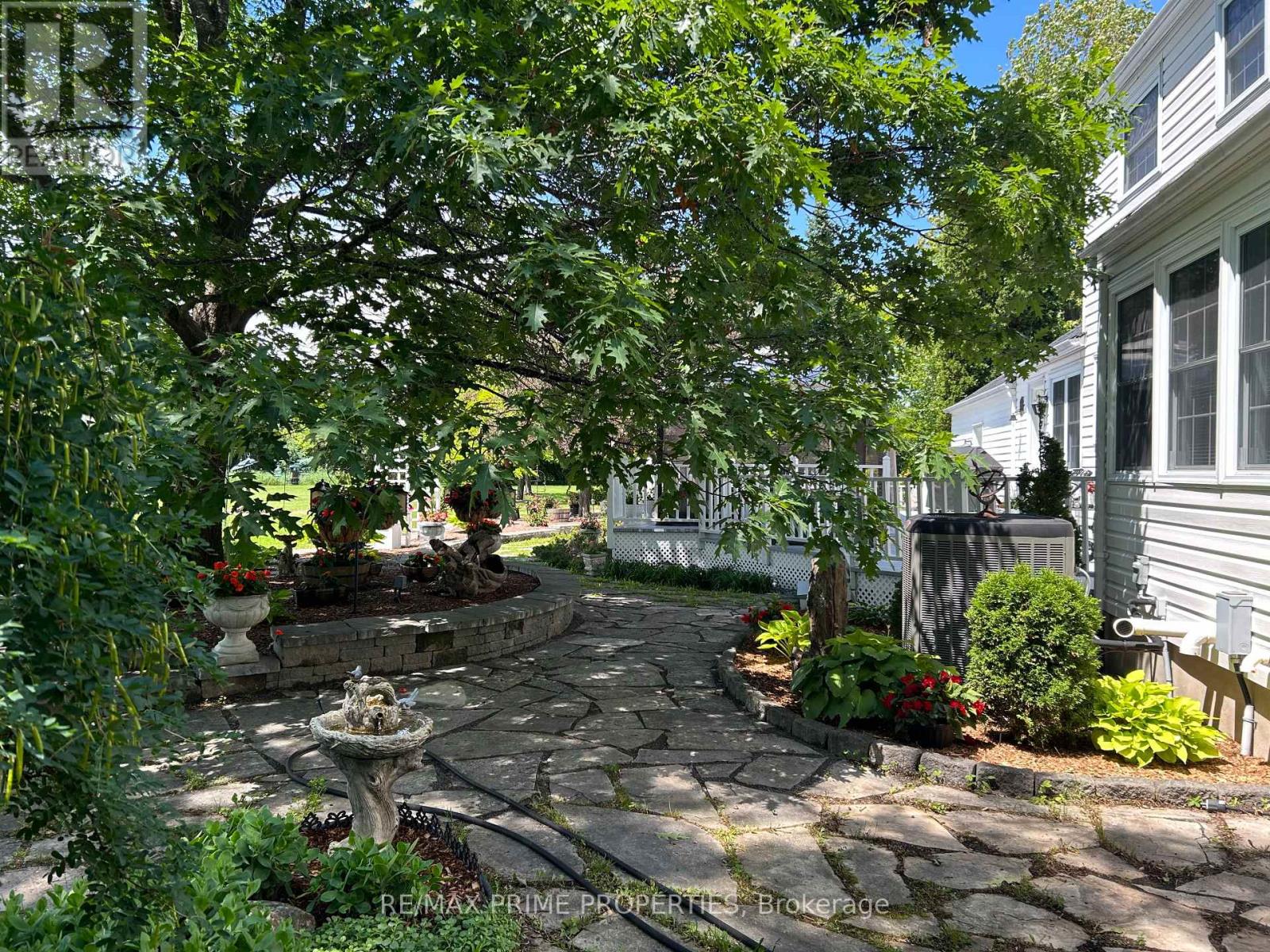 1530 ROYAL ORCHARD DRIVE - 30