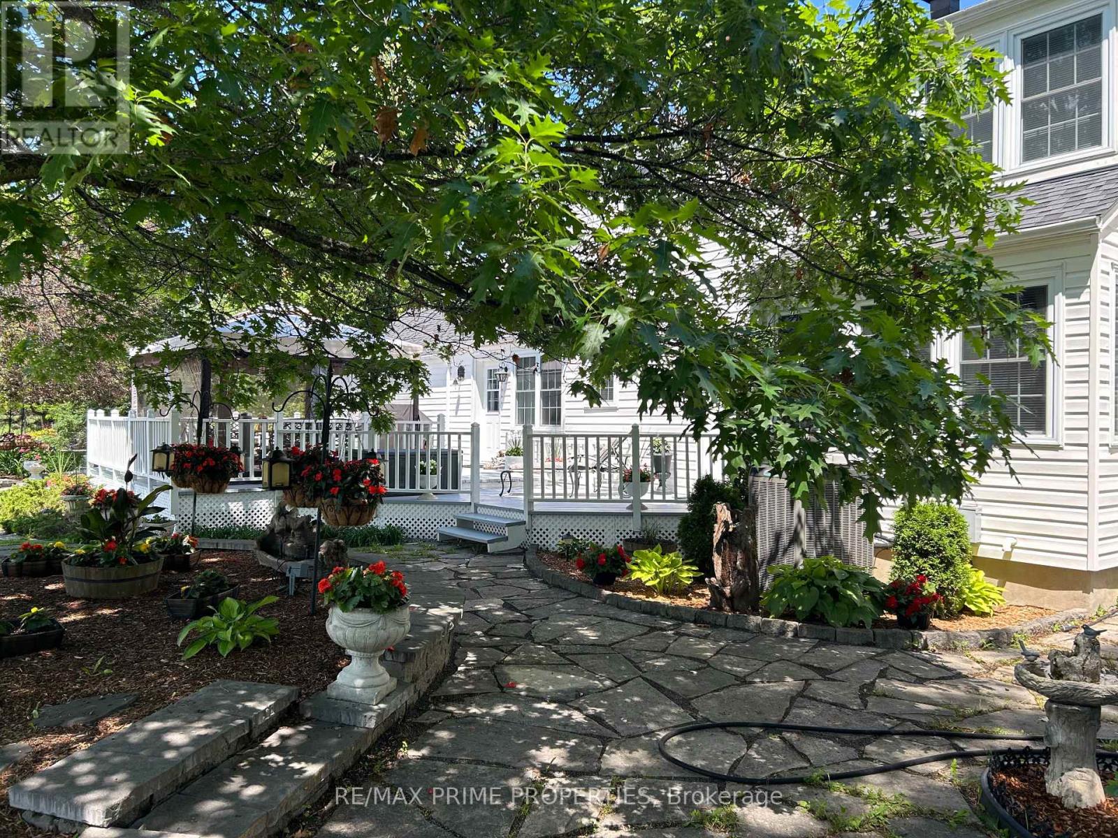 1530 ROYAL ORCHARD DRIVE - 29