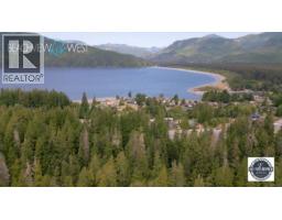 16997 Beachview Dr, Port Renfrew, BC V0S1K0 Photo 8