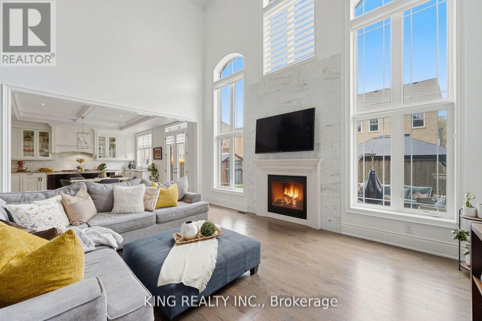 76 CHESNEY CRESCENT - 11