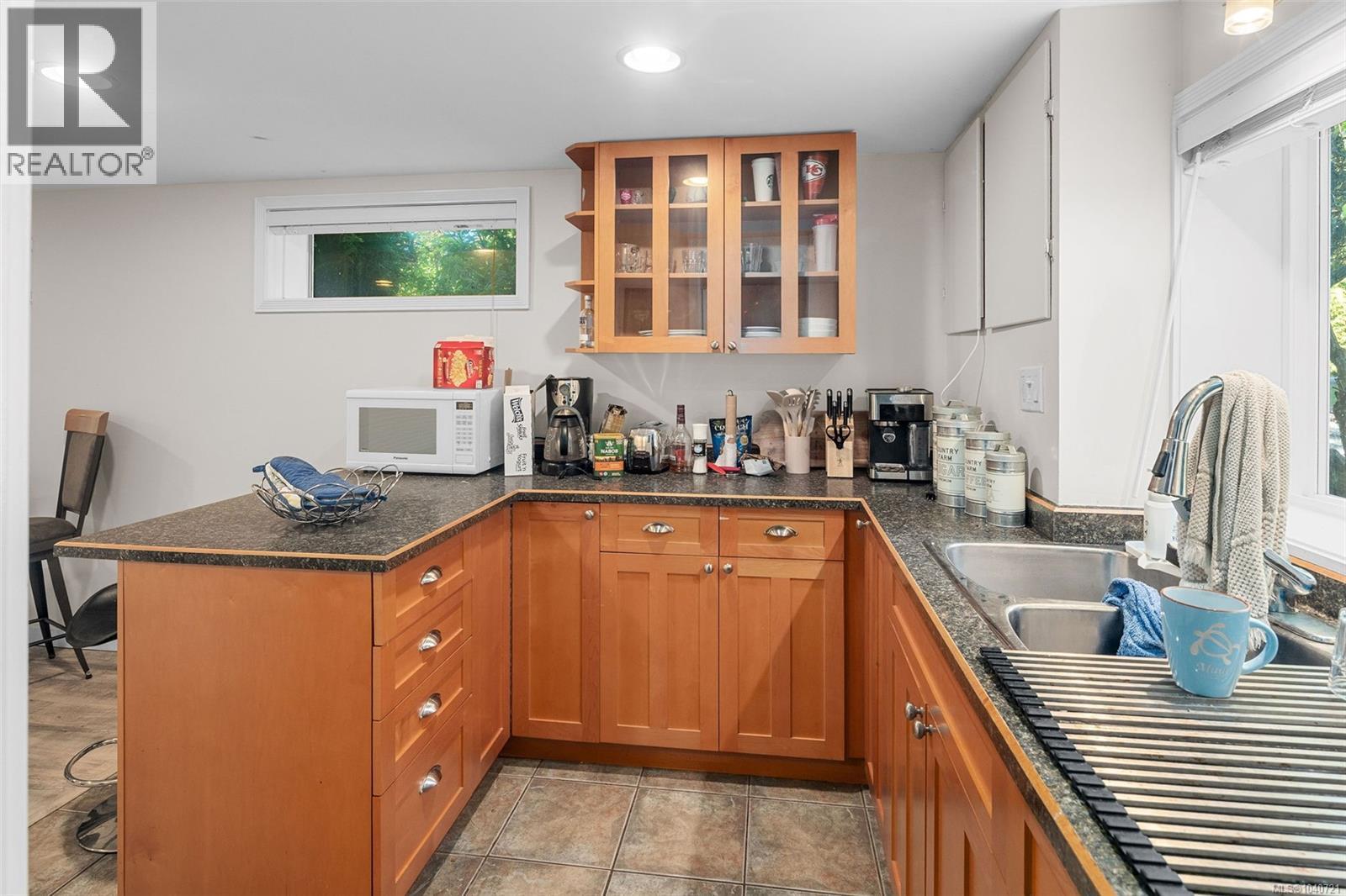 3990 Haro Rd - 41