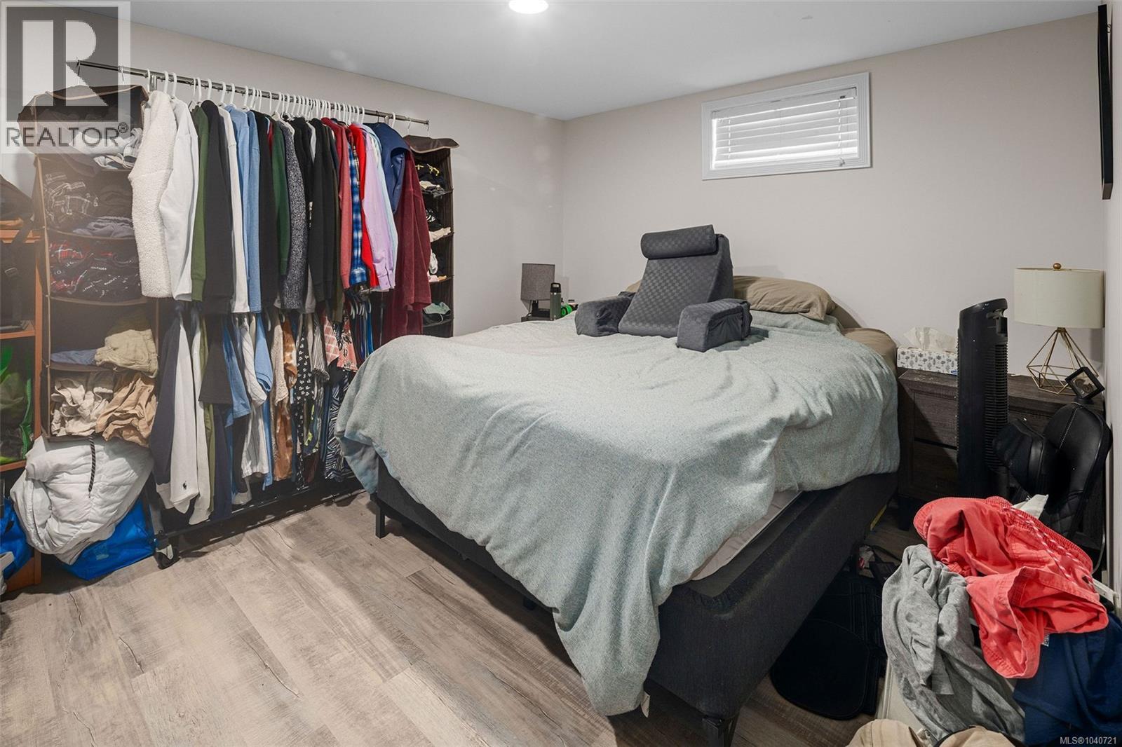 3990 Haro Rd - 46