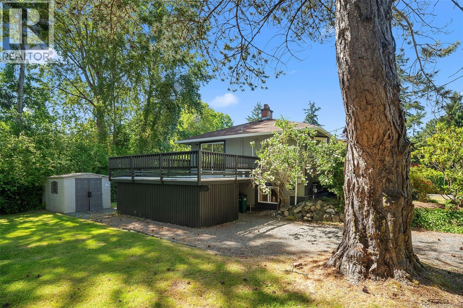 3990 Haro Rd - 56