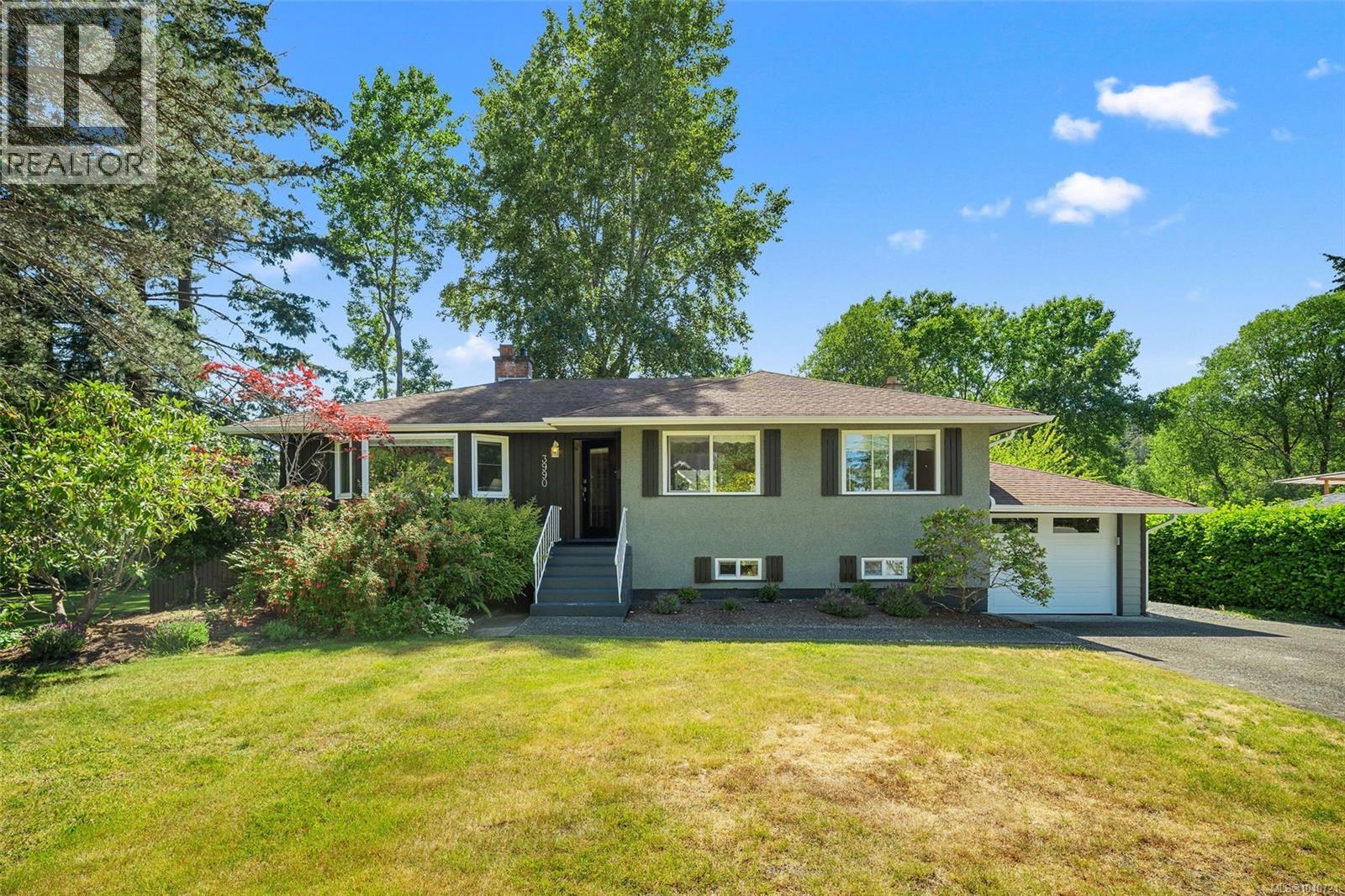 3990 Haro Rd - 64