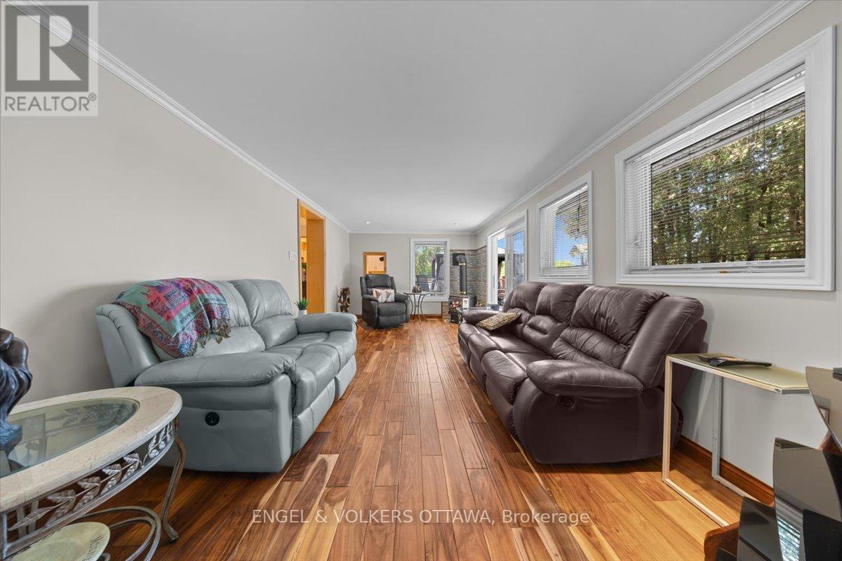 2 Bed, 2 Bath House for Sale in Ottawa – 2481 MANSE ROAD, Ottawa – MLS# X13464678 - Image 15