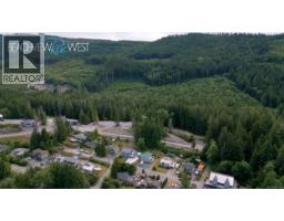 16953 Beachview Dr, Port Renfrew, BC V0S1K0 Photo 7