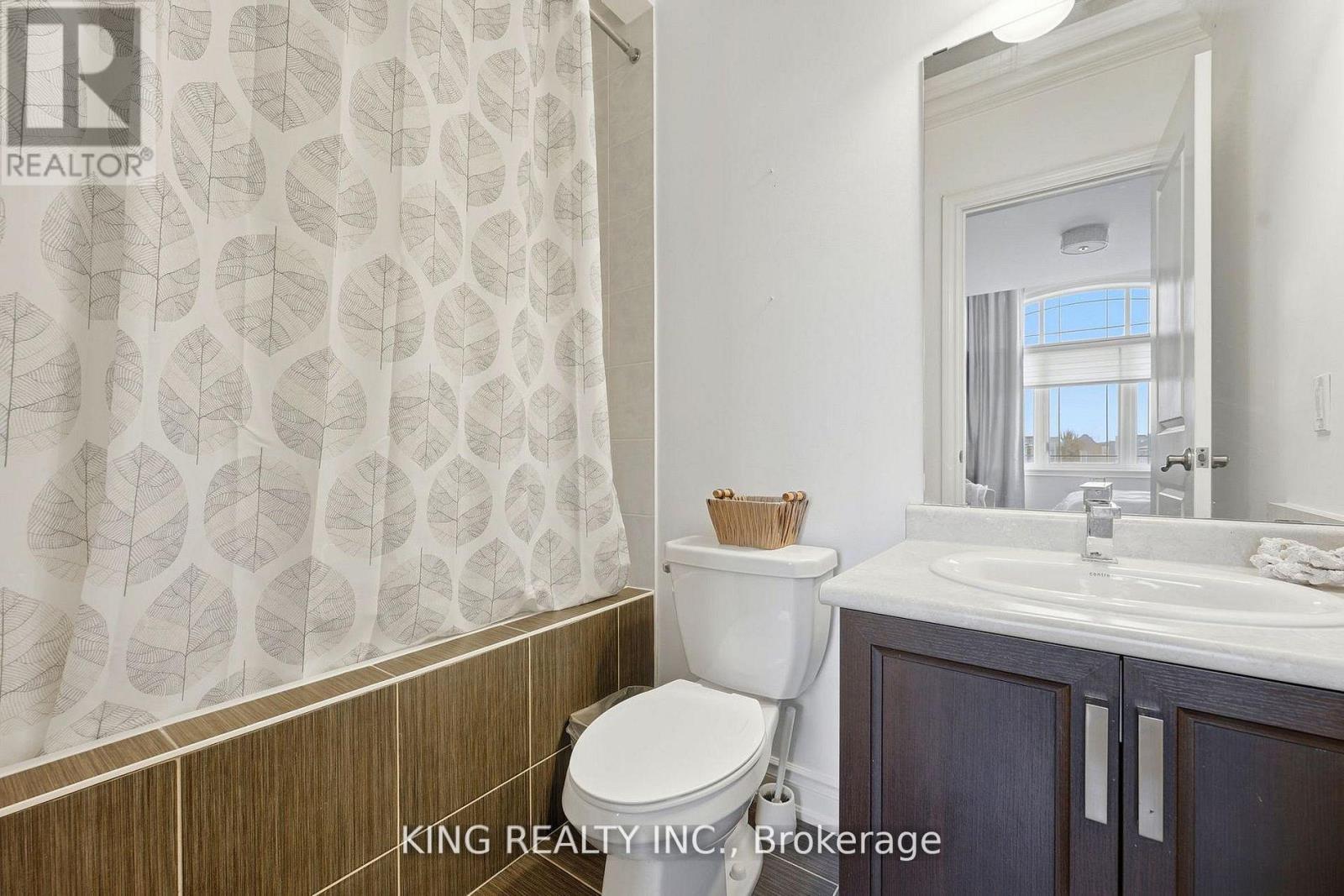 76 CHESNEY CRESCENT - 27