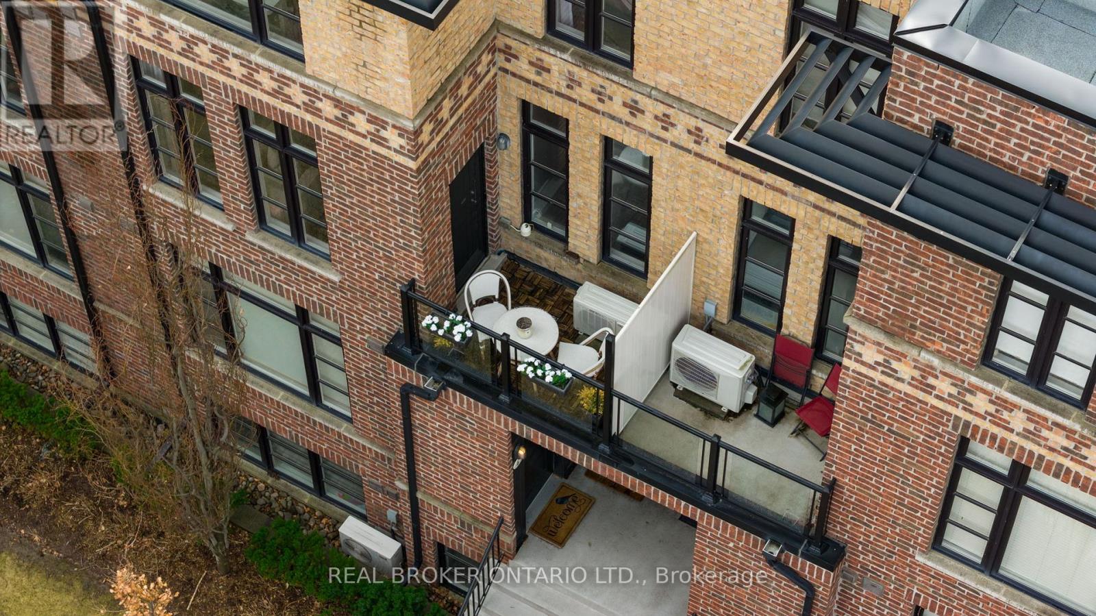 #43 8167 KIPLING AVENUE - 18