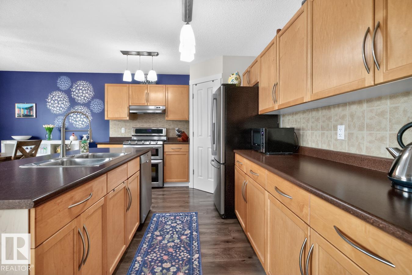 3301 47 ST — photo 13