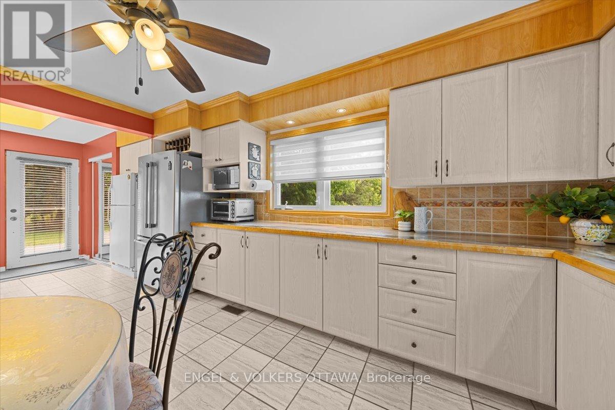 2 Bed, 2 Bath House for Sale in Ottawa – 2481 MANSE ROAD, Ottawa – MLS# X13464678 - Image 8