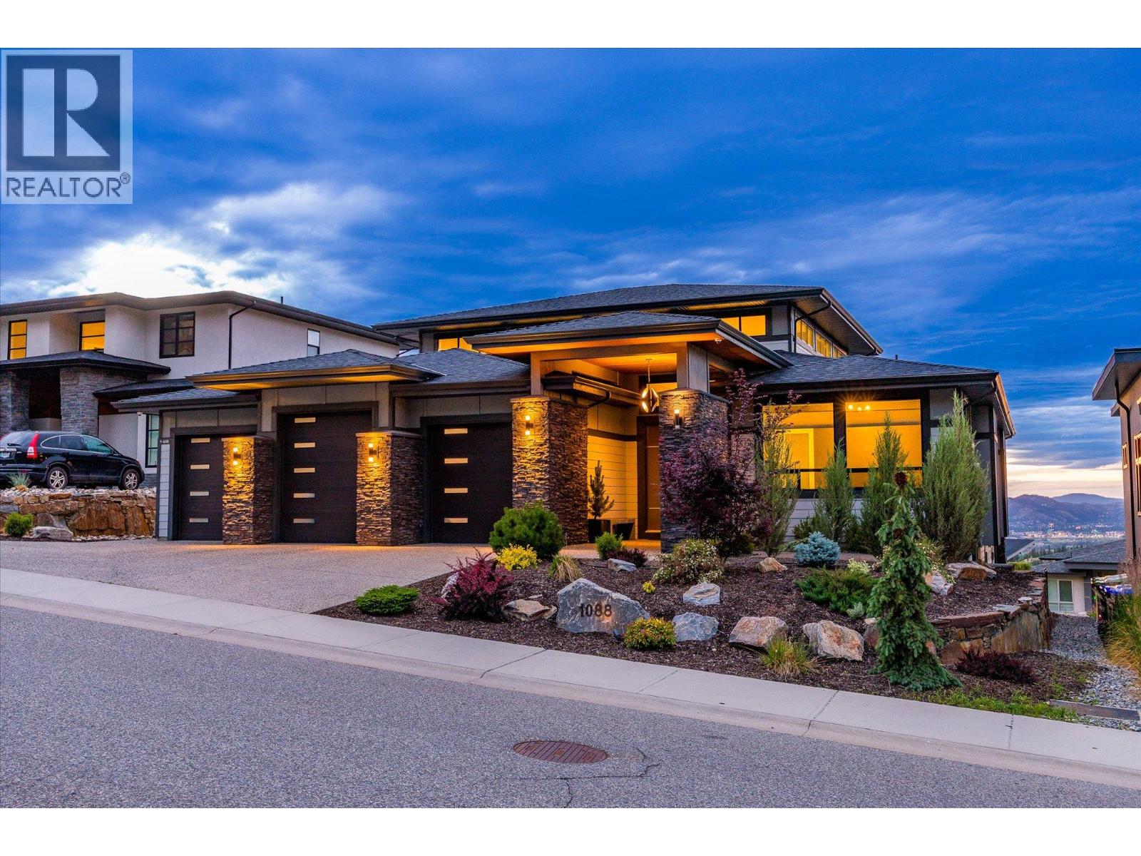 1088 Clarance Avenue, Kelowna