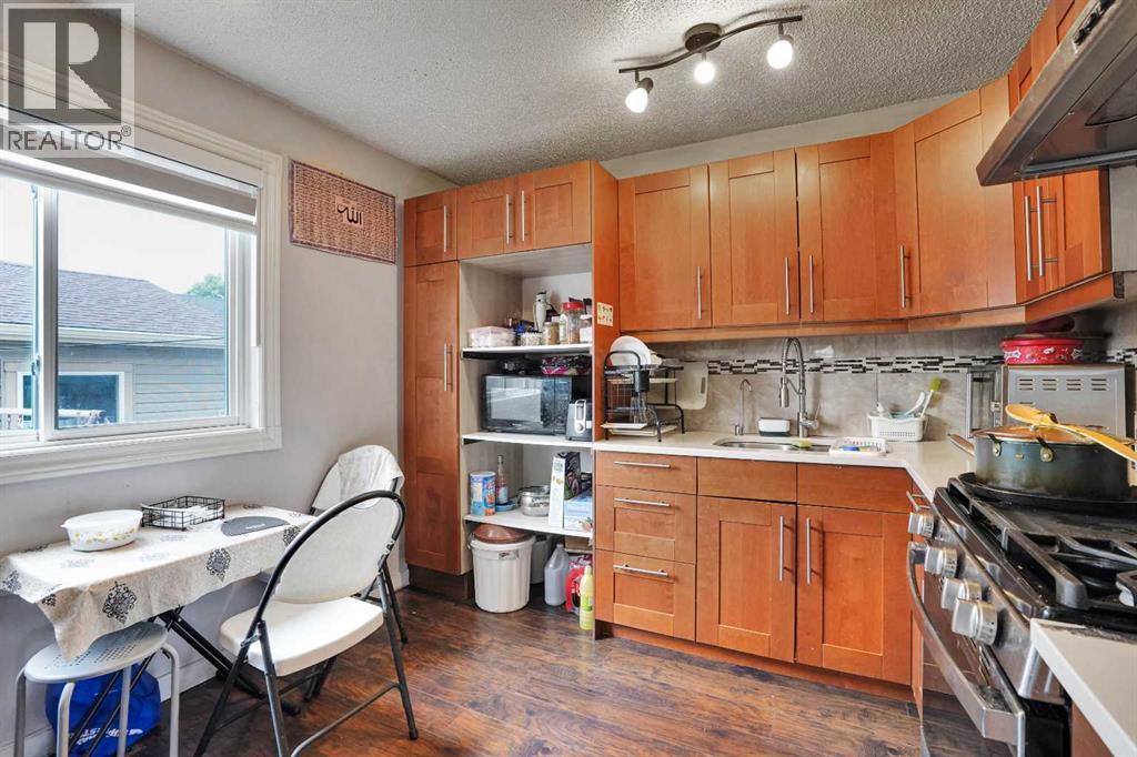 6515 Martingrove Drive NE — photo 13