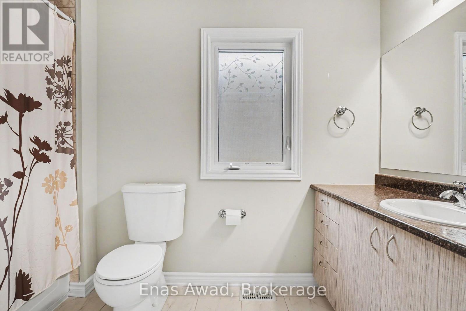 3 Bed, 3 Bath House for Rent in Ottawa – 152 WESTOVER CRESCENT, Ottawa – MLS# X13464664 - Image 19