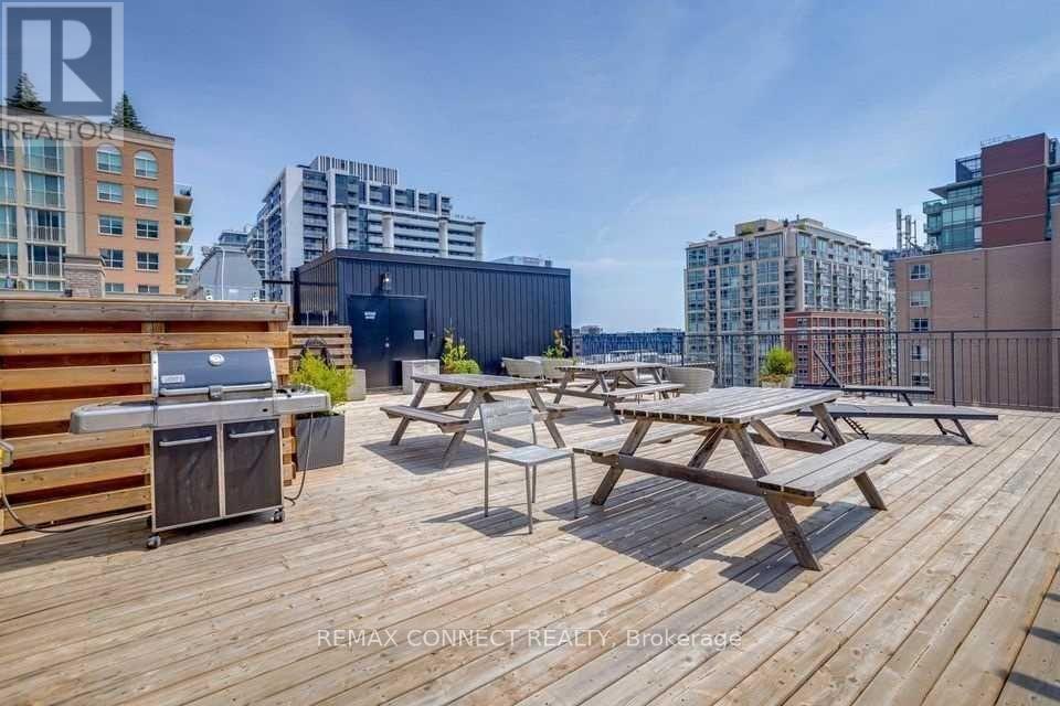 #301 90 SHERBOURNE STREET - 26