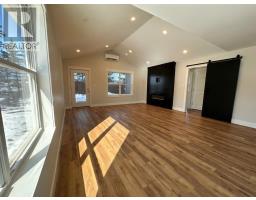 Bath (# pieces 1-6) - 15 Norman Drive, East Royalty, PE C1C1E9 Photo 9