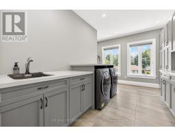 11 Oakley Court, Hamilton, ON L9G1T6 Photo 34