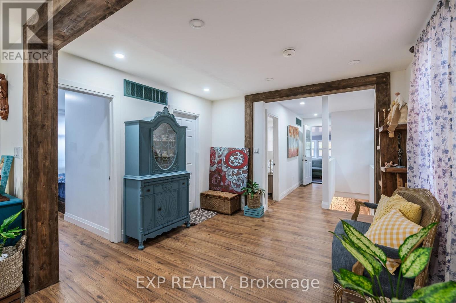 829 ATHOL STREET - 10