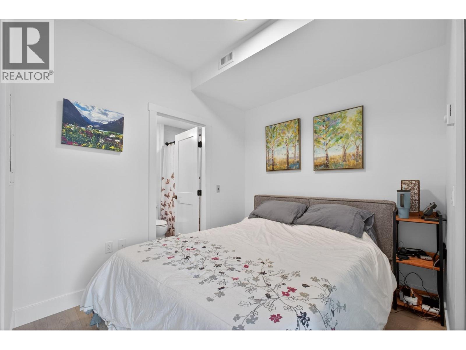 #211 620 Coronation Avenue - 13