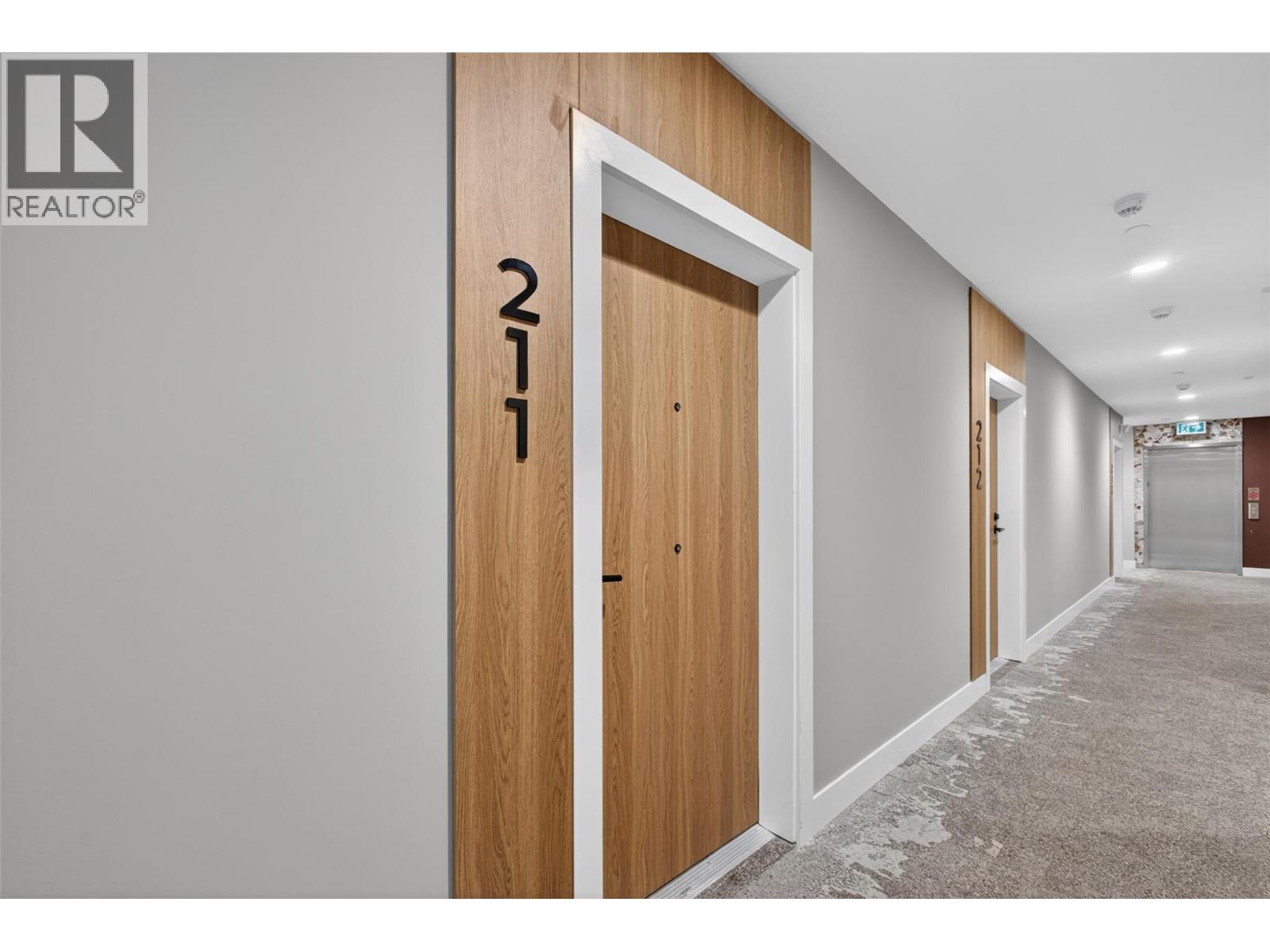 #211 620 Coronation Avenue - 18