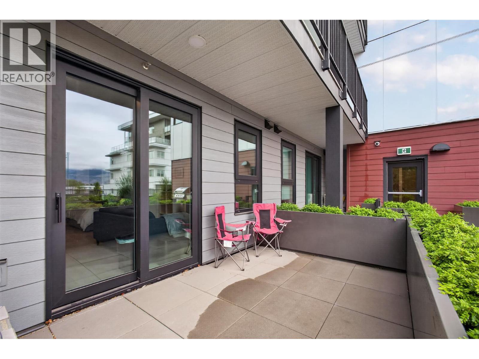 #211 620 Coronation Avenue - 19