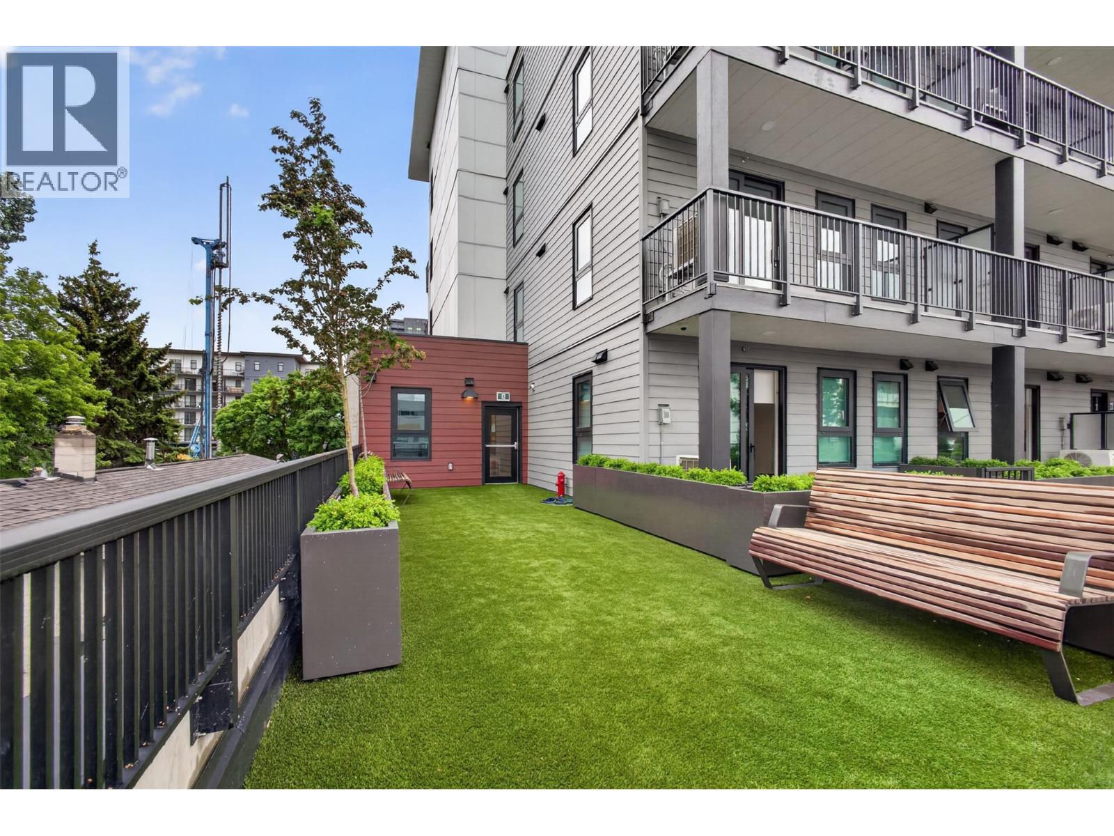 #211 620 Coronation Avenue - 25