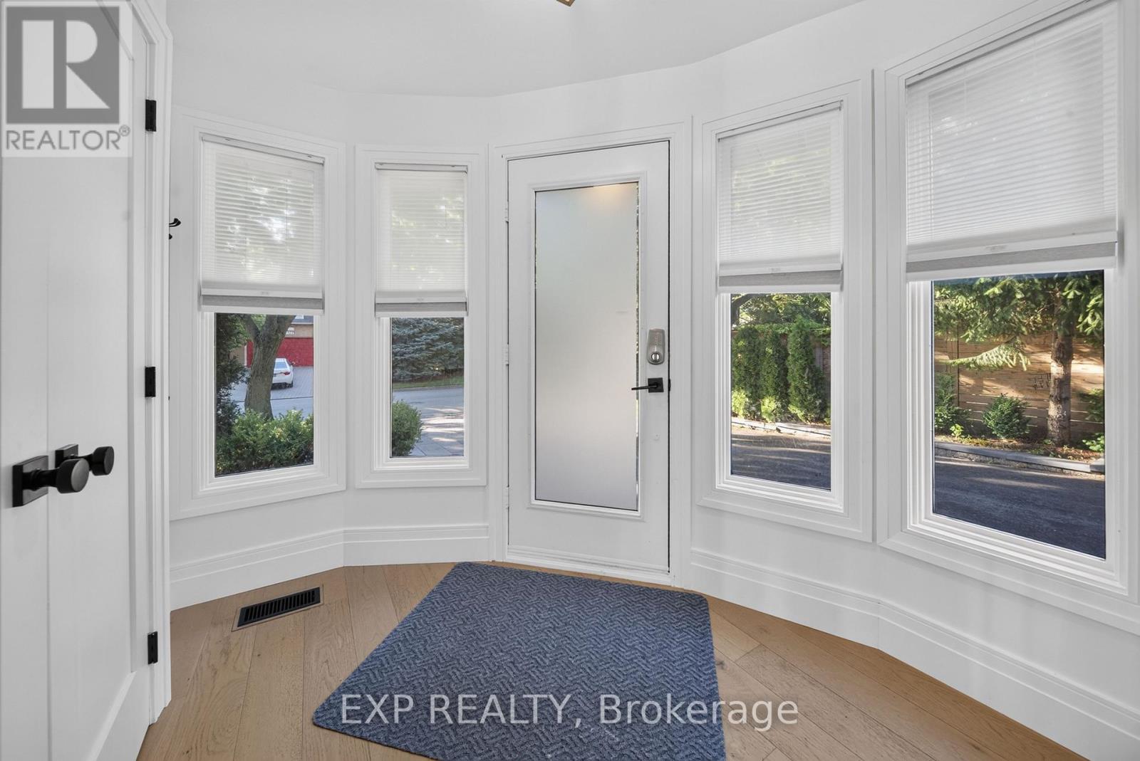 1158 CAMPBELL COURT - 13