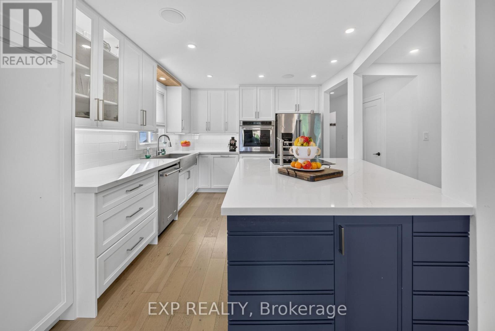 1158 CAMPBELL COURT - 21