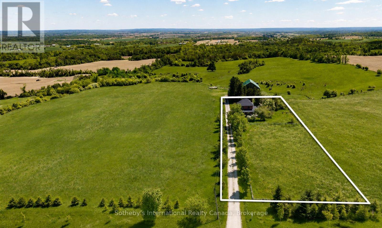 1943 FAIRGROUNDS ROAD S - 1