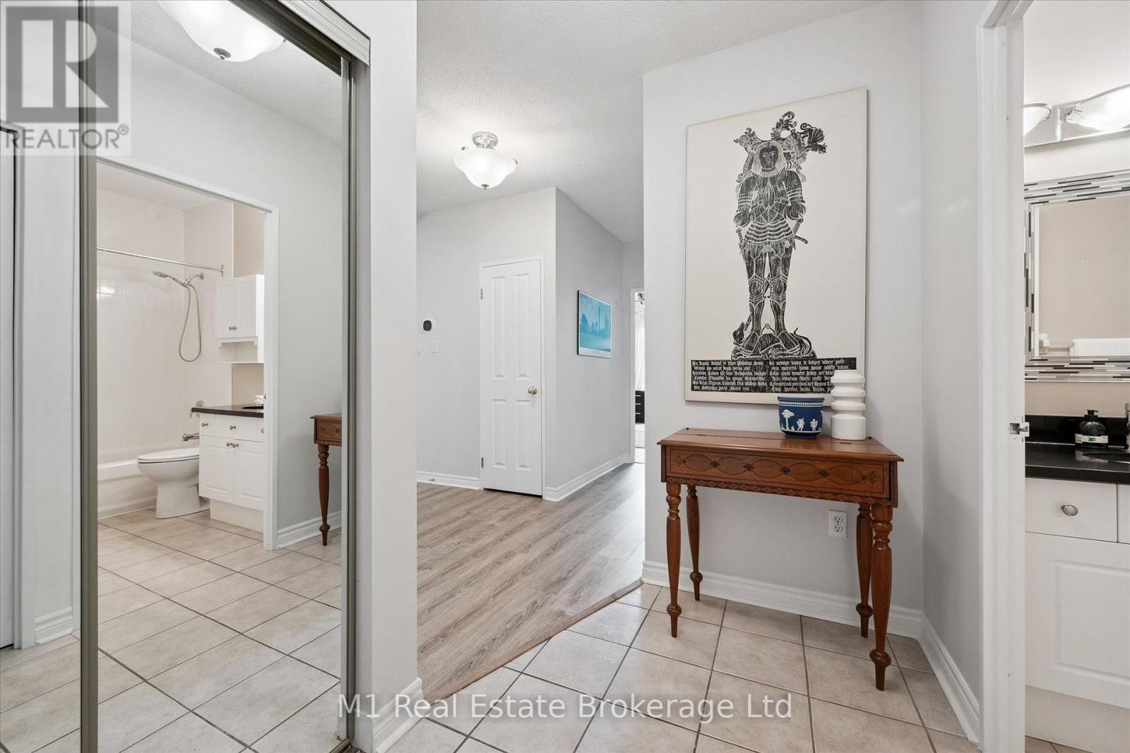 #207 60 WYNDHAM STREET S - 14