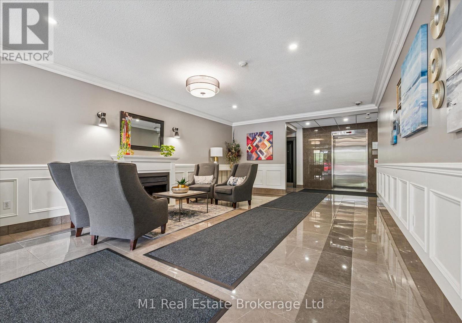 #207 60 WYNDHAM STREET S - 10