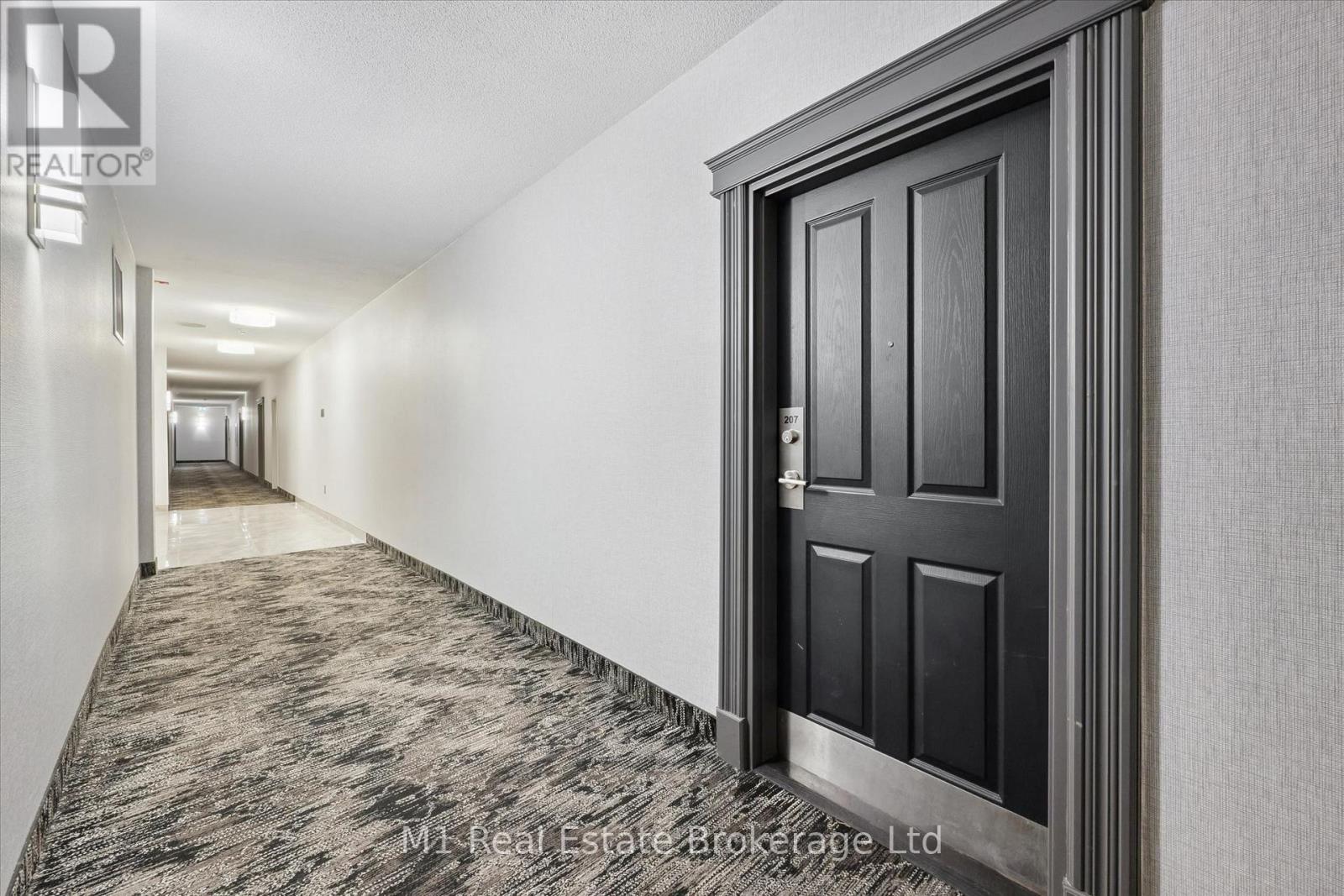 #207 60 WYNDHAM STREET S - 12