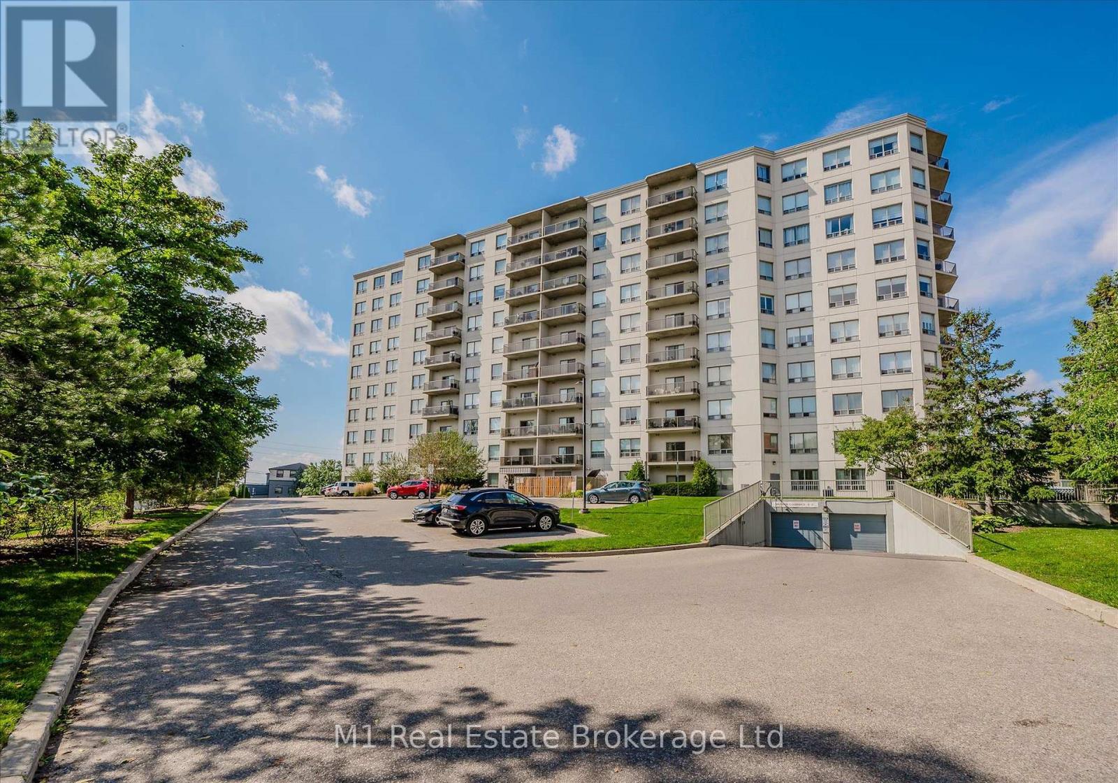 #207 60 WYNDHAM STREET S - 5