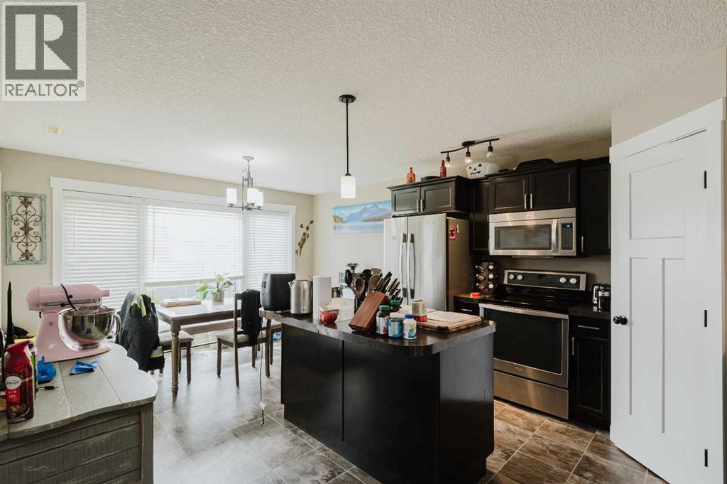 11553 75 Avenue - 5