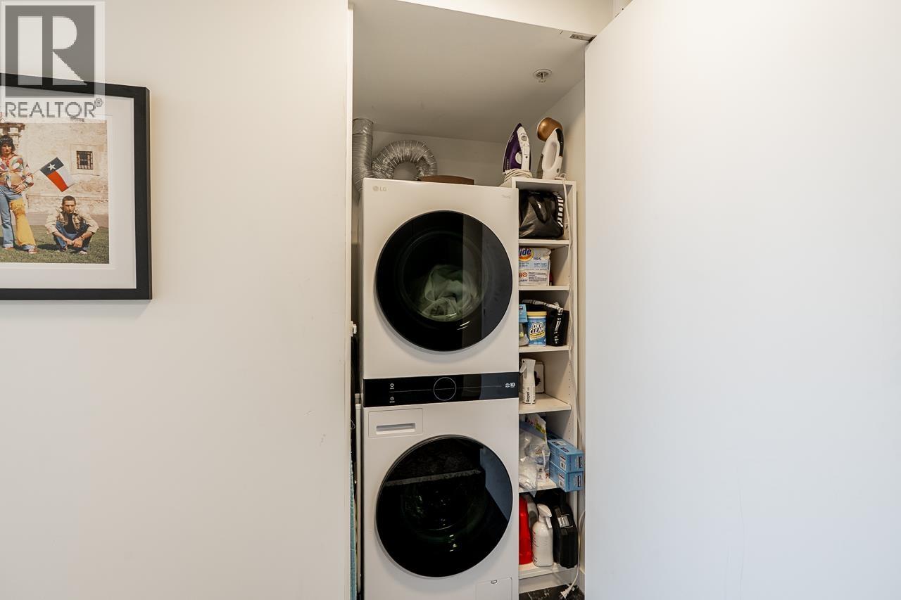 1202 1495 RICHARDS STREET, Vancouver