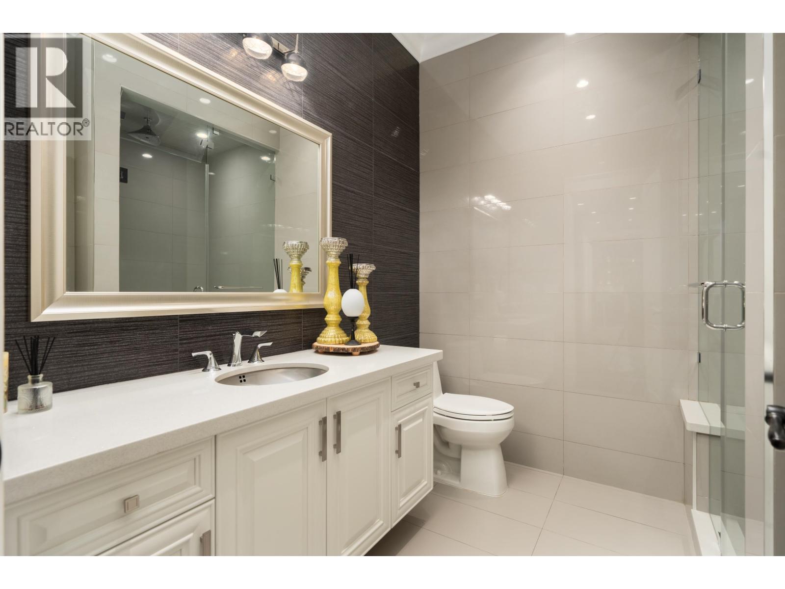 6869 SELKIRK STREET, Vancouver