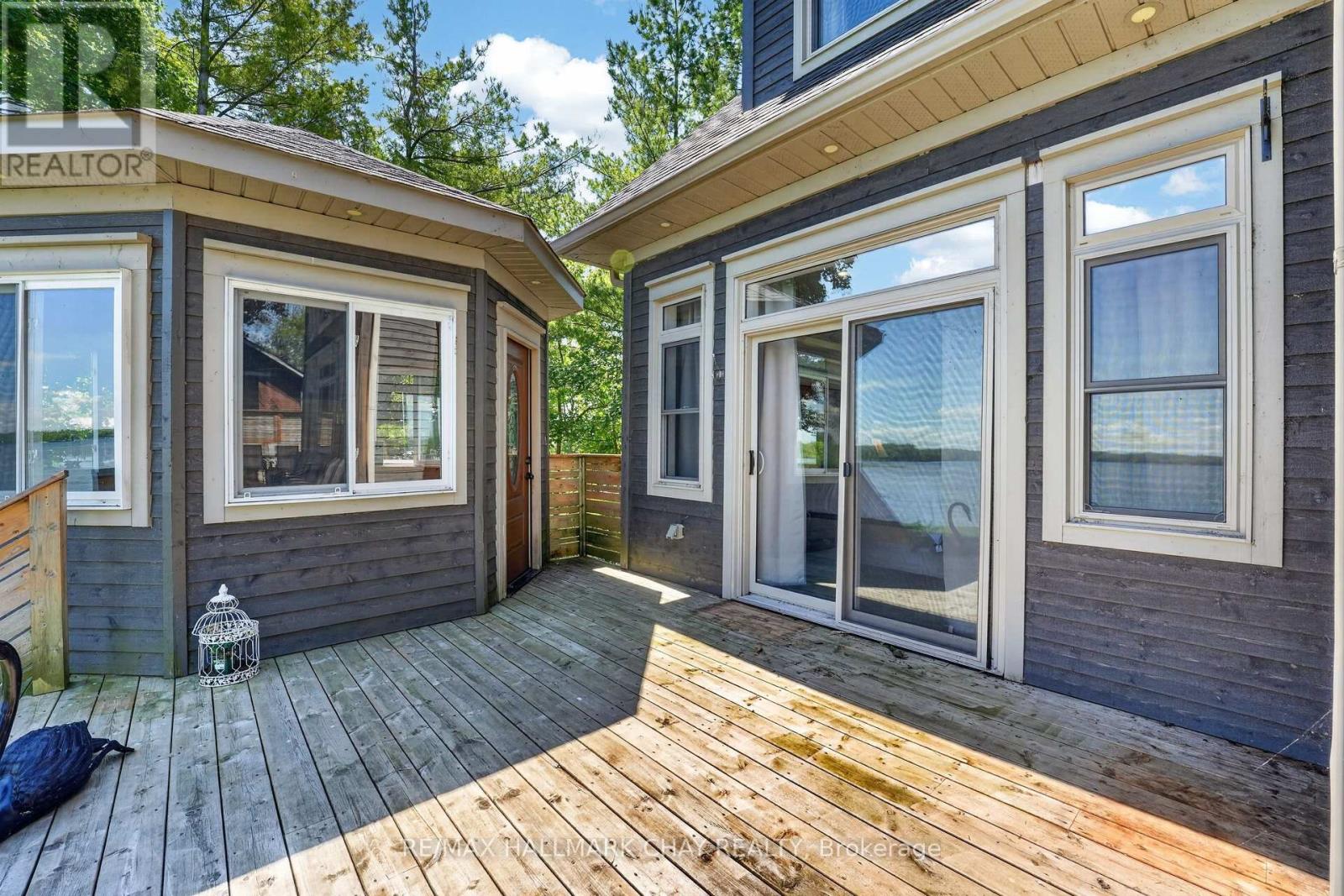 465 MOONEY CRESCENT - 12