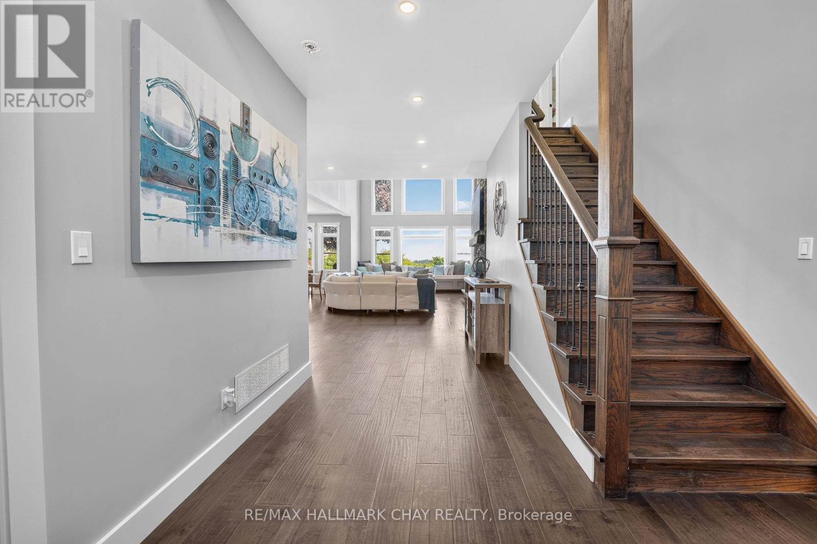 465 MOONEY CRESCENT - 24