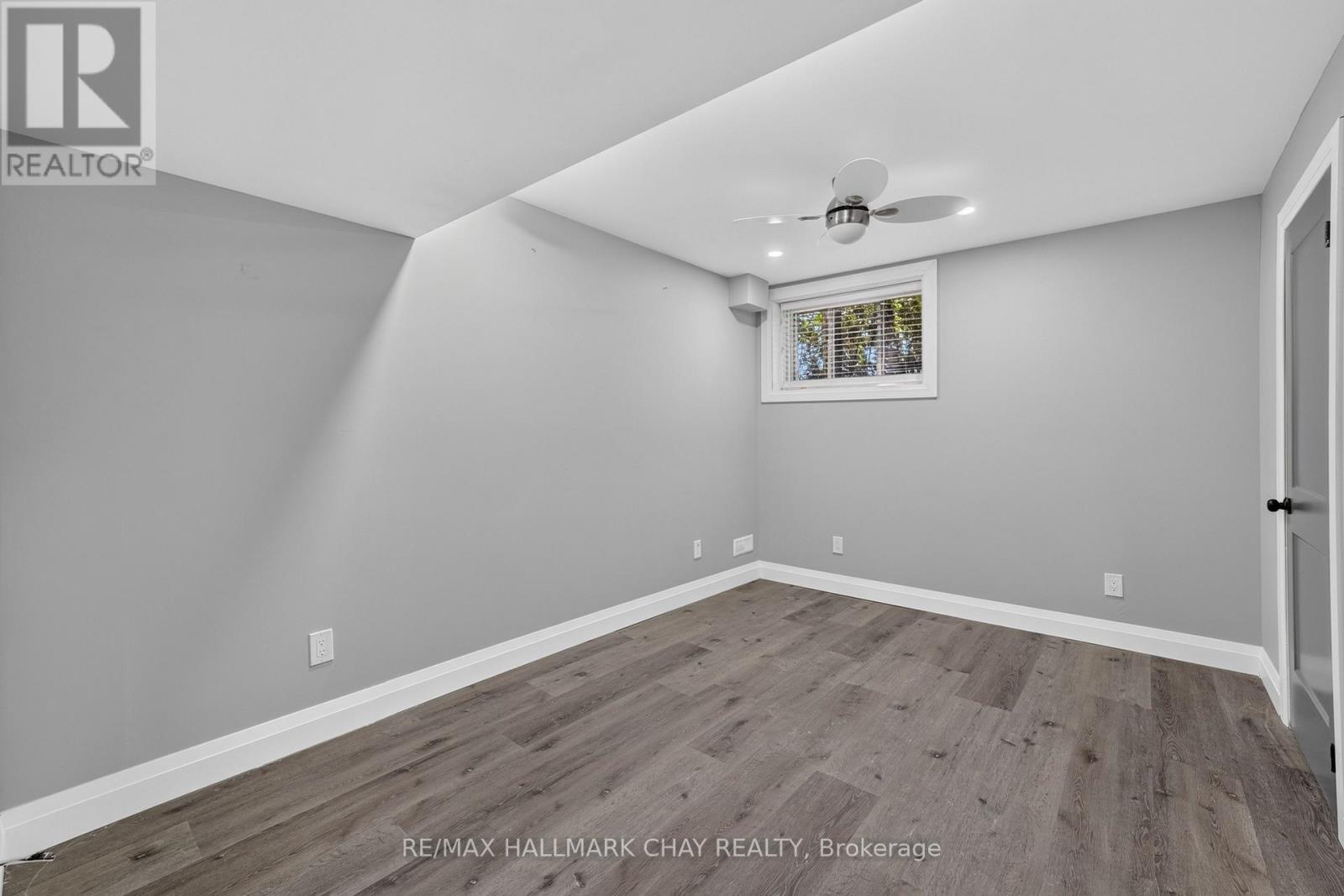 465 MOONEY CRESCENT - 45