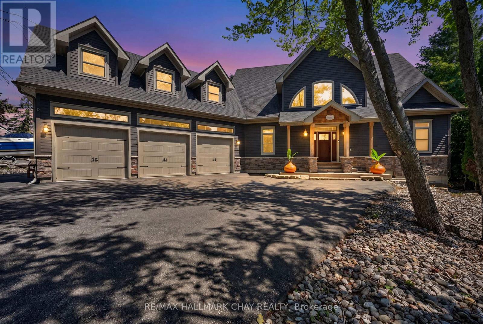 465 MOONEY CRESCENT - 5