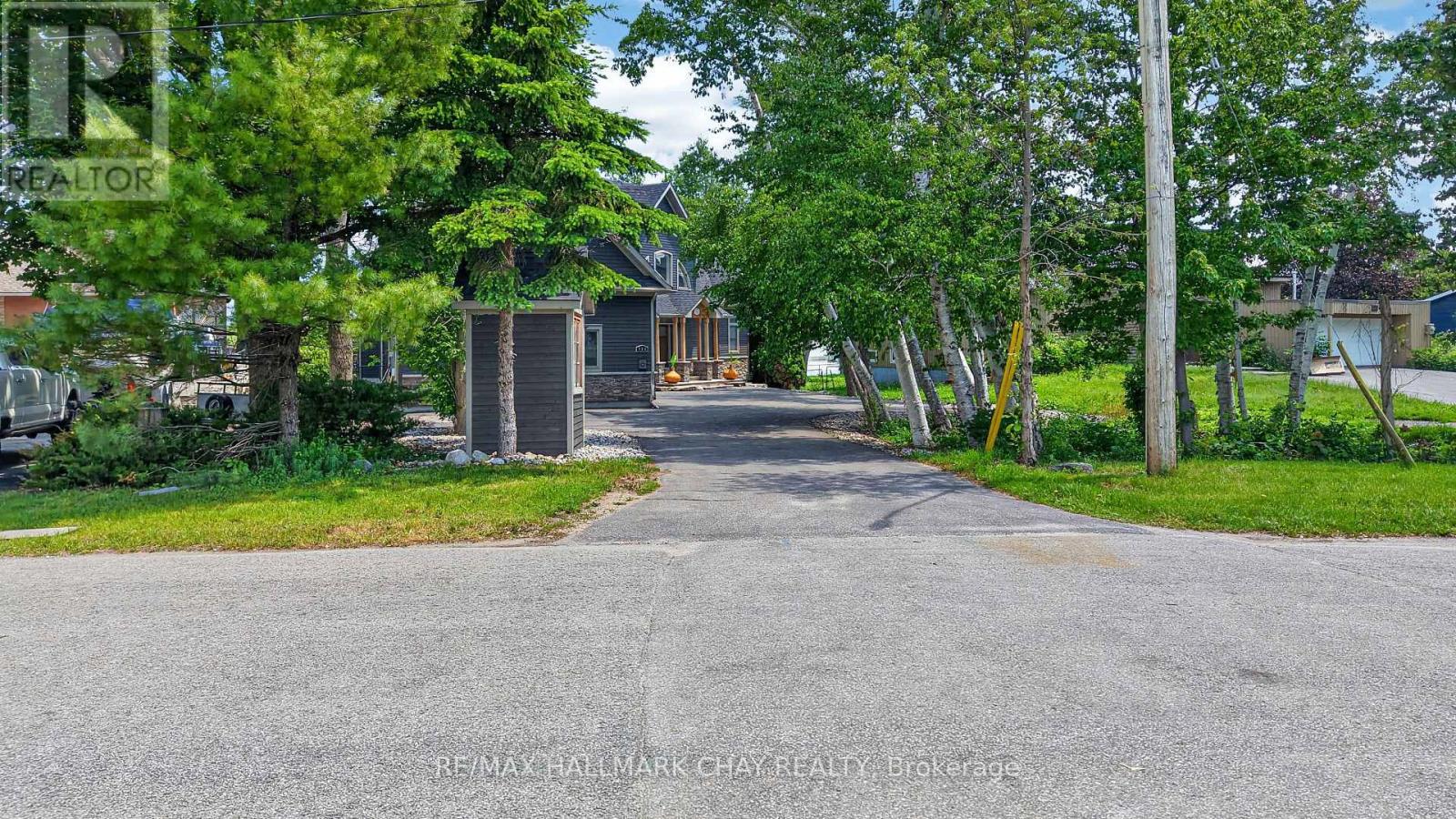 465 MOONEY CRESCENT - 6