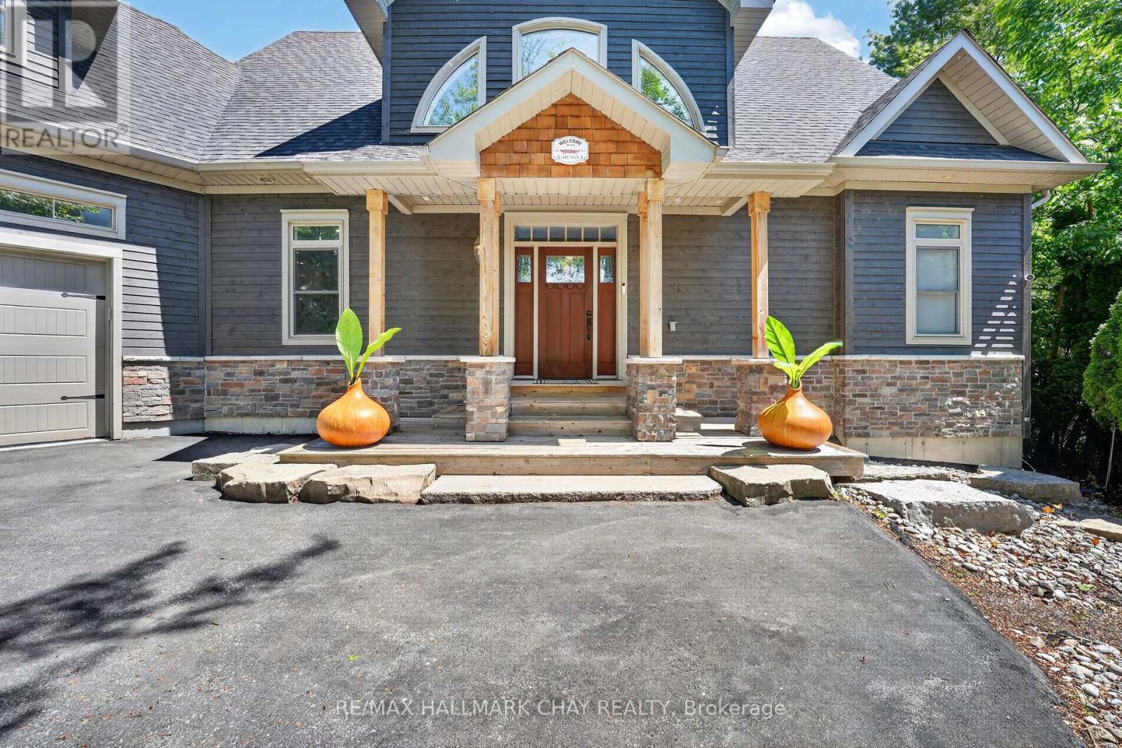 465 MOONEY CRESCENT - 8