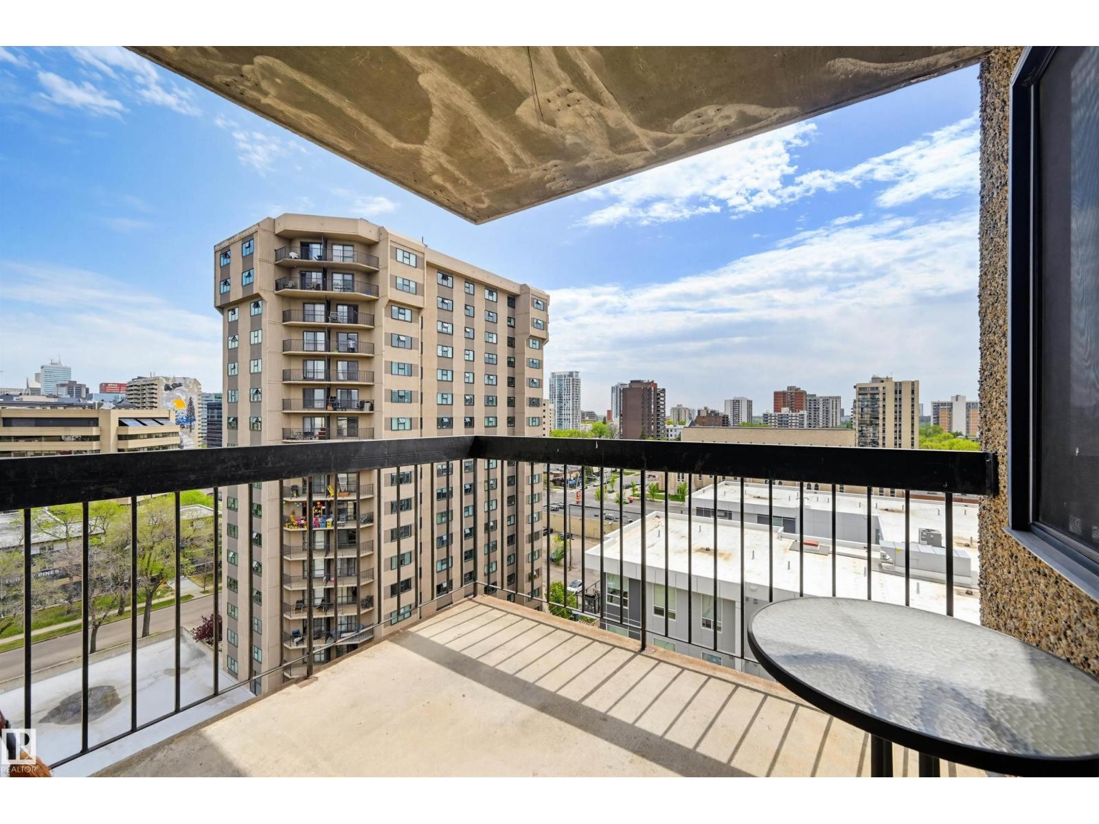 #1003 10155 114 ST NW - 17