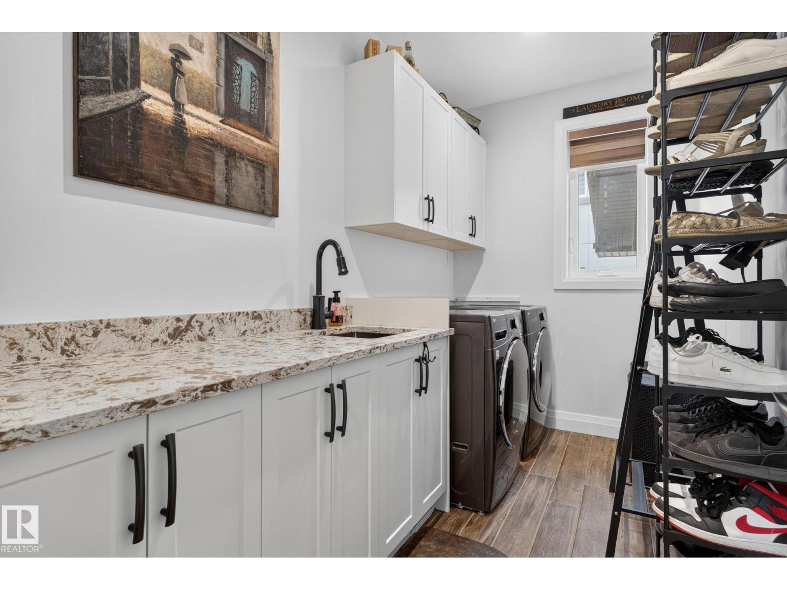 5928 30 ST NE - 19