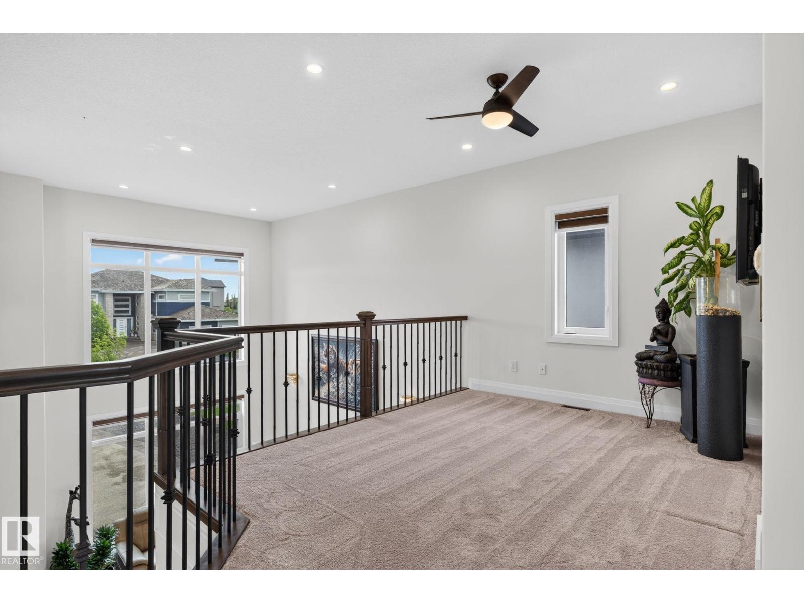5928 30 ST NE - 24