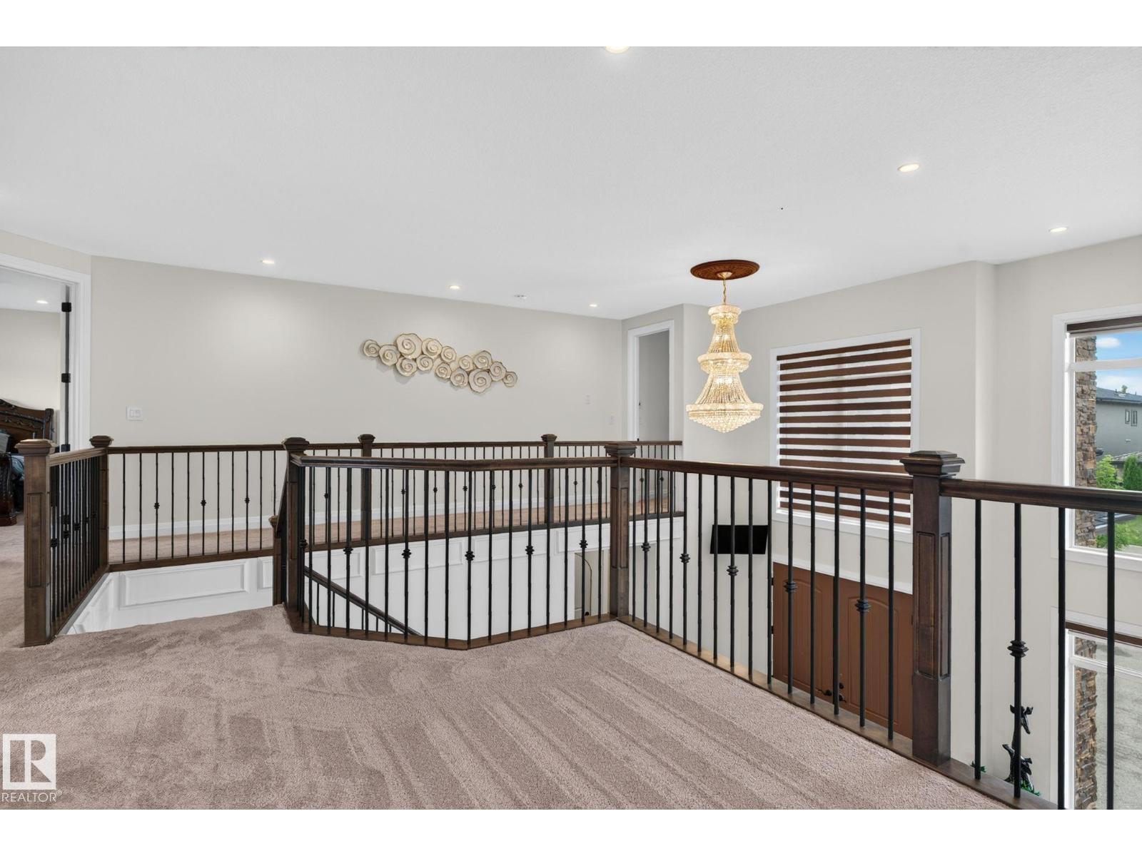 5928 30 ST NE - 26